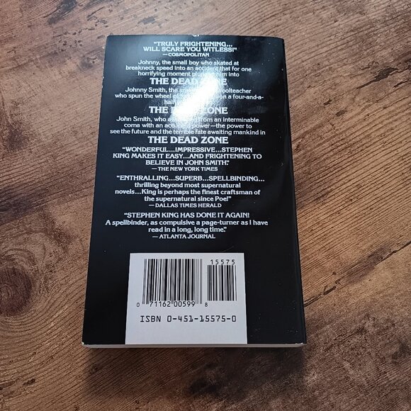 Stephen King Box Set (3 Books) Paperback - Picture 11 of 15